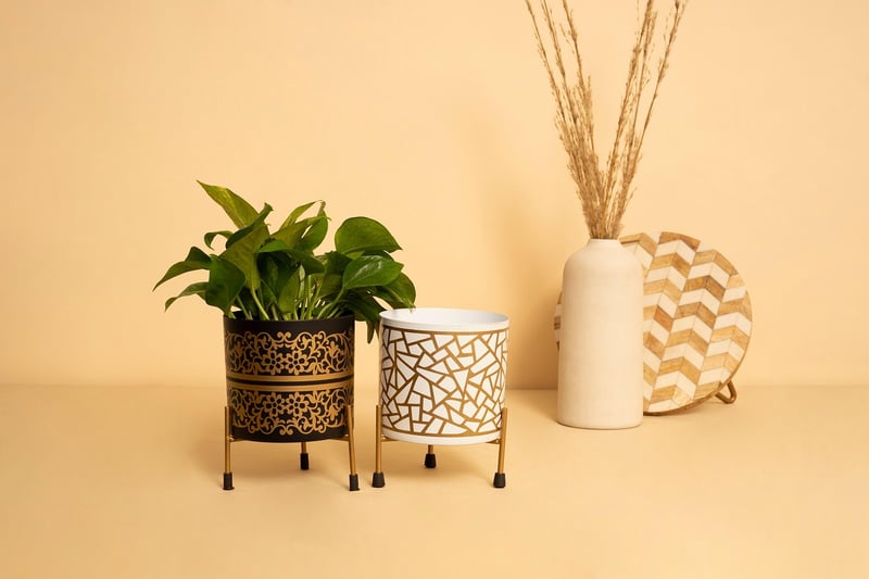 Wall-mounted planters
